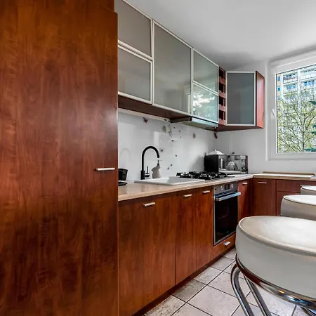 Targowek - 54m2, Balcony, Bus Nearby - By Rentujemy
