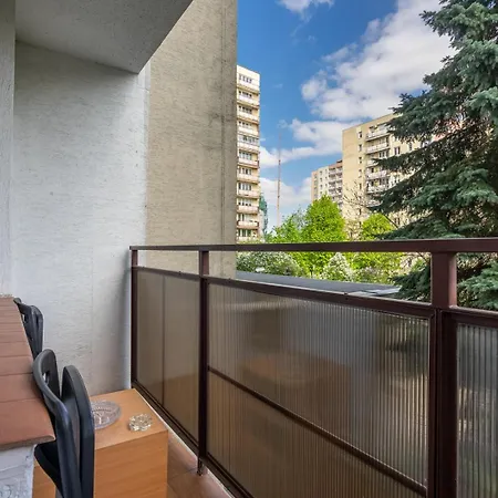 Apartment Targowek - 54m2, Balcony, Bus Nearby - By Rentujemy