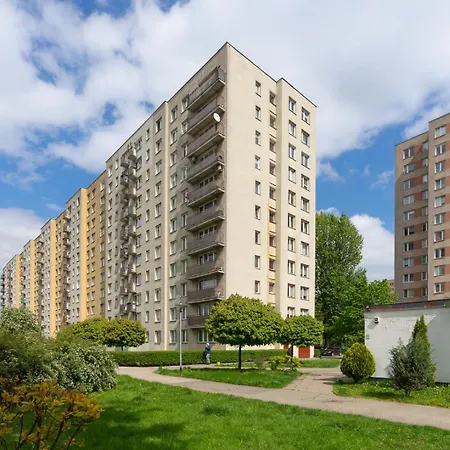 Targowek - 54m2, Balcony, Bus Nearby - By Rentujemy *