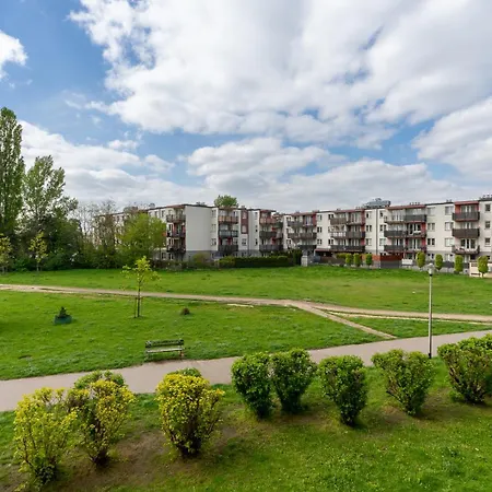 Targowek - 54m2, Balcony, Bus Nearby - By Rentujemy *